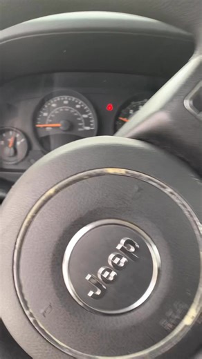 OK today we got a 2015 Jeep Compass. Customer called me a couple weeks ago and said the vehicle completely shut down on them leaving work — no power, no crank, nothing. Even the tow truck tried to jump it and still got nothing, so they had it towed home. We came out, did a full inspection, and found the issue: the fuse box had failed. We replaced the fuse box, buttoned everything up, and got the customer back on the road. If your vehicle suddenly loses all power, it’s not always the battery — so