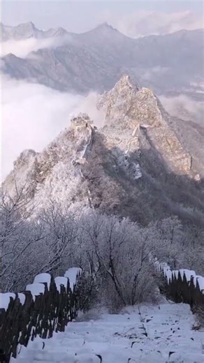설산위에 펼쳐진 장관...구름을 걷는 겨울정취 🌨️✨Beautiful scenery atop the snowy mountains#겨울풍경#설경뷰#힐링뷰