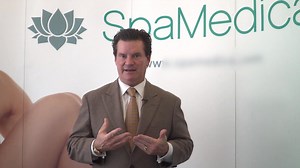 What is the average volume of fat removed during neck liposuction?