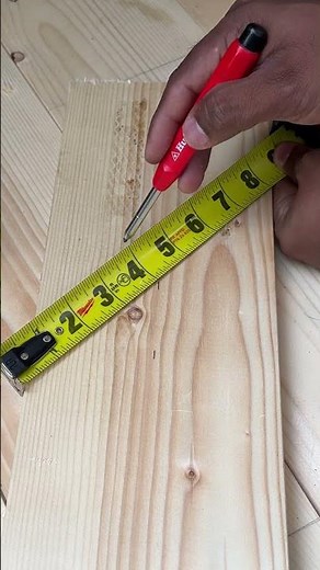 Genius Hack: Find the Center of Any Wood Piece in Seconds! 🔨🪵