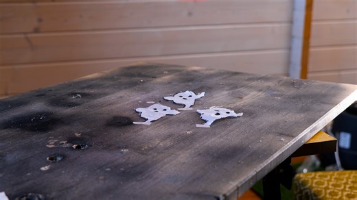 あなたのお子さんはこのハロウィンのクラフトをきっと気に入るでしょう！🎃 | ５分でできる DIY