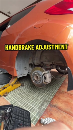 Handbrake Adjustment Hyundai Veloster: How to Adjust Handbrake