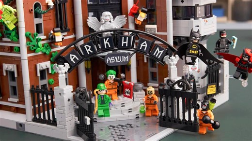 10 LEGO Superheroes Modular Sets We Want To See Next After Arkham Asylum