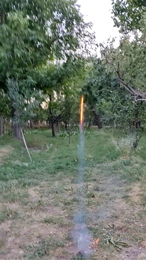 🚀 Whistling Rocket (Çıtalı Füze) – Loud Whistle & Sparkling Boom | Shorts