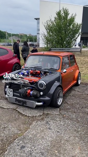 Modified Mini Cooper at Surrey Car Meet | Boosty K20 Turbo