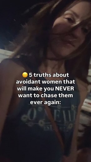 ⚠️Your love will NEVER change an avoidant persons behavior. Stop trying. (these are true for avoidant men, too) 1️⃣ They can only feel love for you when you pull away. 💔 Distance is the only way love feels safe. 2️⃣ They fantasize about what they don’t have. 💔 If you are giving them love, they are secretly fantasizing about their unavailable ex. 3️⃣ Love feels like a threat. 💔 Being seen & receiving love has a strange effect on an avoidant woman’s body. There’s a sensation of “ick” or danger.