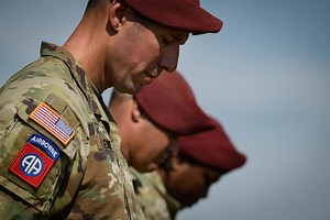 What is the 82nd Airborne Division preparing to deploy to Iran?