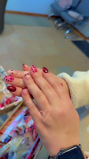 Magicnails Homer Glen IL on Reels