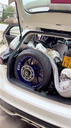 IMPOSSIBLE! Fitting A Yamaha MT-09 Into A Car Trunk