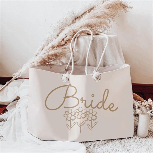 Personalized Bride Tote Bag, Bridal Party Gift, Bachelorette Gift - Etsy