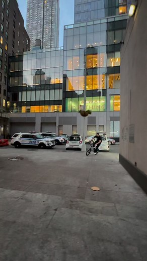 One of the best NYC spots 🔥 #bmx #bike #bikelife #NYC #explore #reels | Billy Perry