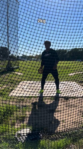 Back in the hammer ring #discus | Kyriaun Davis | Facebook