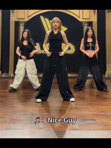 Simple Dance Tutorial for TikTok Enthusiasts