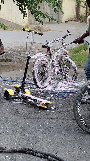 How to Effectively Wash Your Bicycle Outdoors