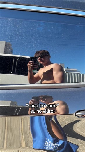 Casal no Carro: Momentos Divertidos de Pietroneder