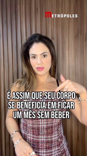 Publicado na revista médica BMJ Open, um estudo realizado em 2018 destacou benefícios constatados em indivíduos que ficaram um mês sem ingerir álcool. O controle da substância é primordial para quem quer melhorar a qualidade de vida e potencializar o emagrecimento. Além do álcool ser uma substância potencialmente calórica, os danos da bebida refletem diretamente no sono, na resposta inflamatória e na oscilação de humor. As vantagens identificadas no estudo foram animadoras. Participantes da pesq