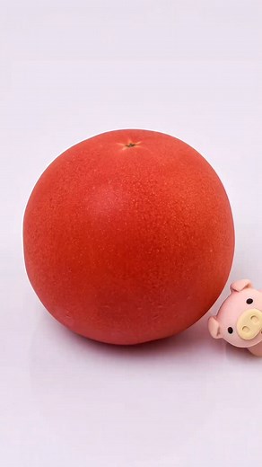 Piggy is so happy to eat this | Brainier