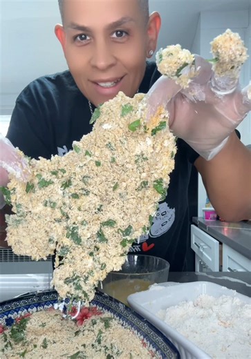 CHICKEN CUTLET CAESAR SALAD HERO! #omg #foodie #sandwich #fyp | chicken cutlet