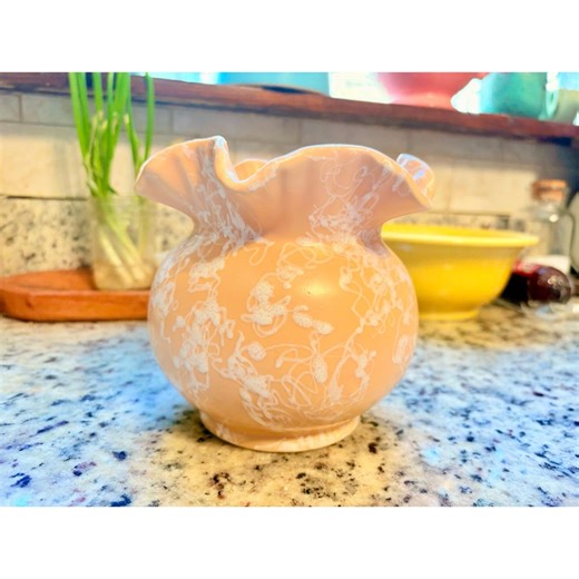 Vintage Shawnee Pottery Peach Ruffled Vase USA 2502 Mid Century - Etsy