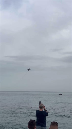 T-6 TEXAN LOW PASS!