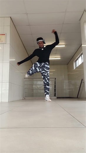 Ax R Amos - 24 songs official dance video #24songsdance