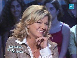 LA PIRE HISTOIRE D’AMOUR DE JEANE MANSON .💔 Sur le plateau de «Tout le monde en parle», Jeane Manson répond très franchement aux questions de Thierry Ardisson et va jusqu’à donner des noms devant une assemblée stupéfaite ! | INA