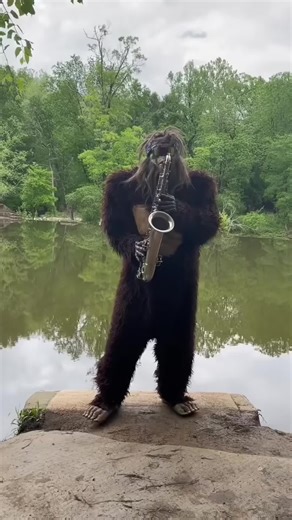 Big size handheld printer, new peoduct #print #printer #printing #logoprinter #labelmachine #label #printmaking #printlogo #tiktokviral #miniprinter #packing #inkjetprinter #pointprinter #bentsai #EBS #markingmachine #factory