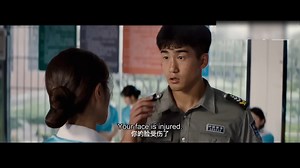 66M views · 1.3M reactions | The man ran desperately to escape the giant snake's pursuit, but at the critical moment, his uncle appeared and saved him from the snake's fatal blow! 男人拼命奔跑躲避巨蛇追击，关键时刻舅舅出现躲过巨蛇致命一击！ #巨蛇闯女校 #RisingBoasinaGirlsSchool #优酷电影 #youkumovie | Youku Movie | Facebook