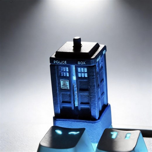 Telephone Booth Artisan Keycap - Handmade Resin Escape Keycap, Cute Unique Desk Accessory Gift for Gamers - Etsy