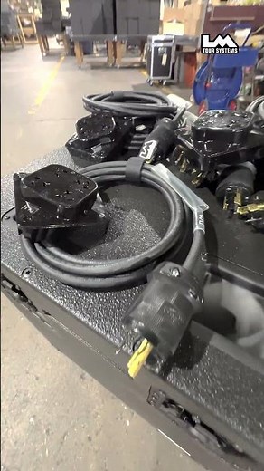 Custom L5-20 To 4-Plex Power Cable | LM Tour Systems
