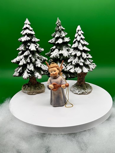Christmas Figurines by Hummel - Etsy