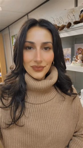 Lucy Jabrayan |Holistic Pet Expert on Instagram: "This is how our beloved Matty's Blend probiotic is made! Matty's Blend is a unique canine probiotic formula (although you tell us how it works amazing for your cats as well!🤭🐱). Proudly Canadian🇨🇦 Available in store and online. Available in 30g and 60g size glass bottles. #thrive4lifeholisticpet"