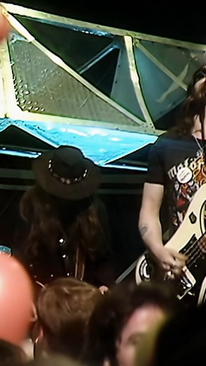 On this day in 1980, Motӧrhead deafened the BBC Top Of The Pops audience with this performance of Ace Of Spades! https://youtu.be/wTWET5aJMoE?si=hxHr9EPf0UiJwSBA | Official Motörhead