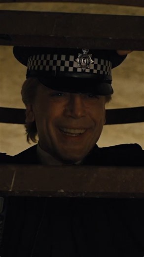 318K views · 6.4K reactions | Special Effects Supervisor Chris Corbould and his team built two tube carriages, weighing almost six tonnes each and then fabricated a monorail along the complete length of the 007 Stage at Pinewood Studios. | James Bond 007 | Facebook