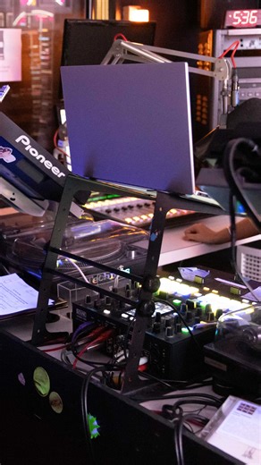 University of Puget Sound | Looking for mentorship? Logger Link has you covered 🪵🪓🔗 Connect with a network of Logger Alumni across a multitude of backgrounds and... | Instagram