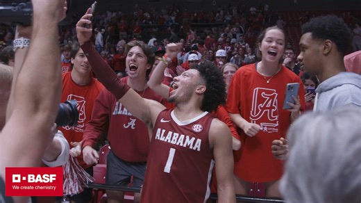 HEY RAZORBACKS! 🗣️🏀🐘 Sam Walters' dunk puts the final touches on Alabama's comeback win over Arkansas in overtime. #RollTide AL.com media coverage presented by BASF | Alabama Crimson Tide on AL.com