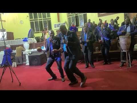 Harare MUMC Choir Vabvuwi- Mwari Mubatsiri Wedu (Harare West District Cluster A Easter Revival)