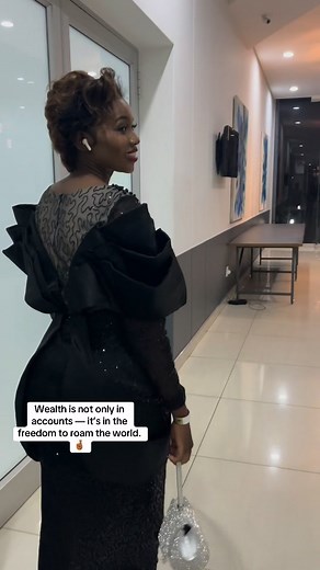 Honouring the essence of womanhood at the #shemillionaire event — an absolutely transformative and profoundly enriching experience. DrMandy Magaya Sigauke thank you 🙏🏾 | Indoni Yamanzi