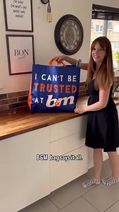 It's that B&M Haul time of the week ✨! We all love popping to B&M and filling a trolley - so we've made it even easier to spread your money with our #EverydayValue Sale🥳! Everything you need to refresh your house is available, all from as little as less than £1! www.instagram.com/hall_at_home has shown off some of the goodies you can pick up! Products featured: Dual Function Blind Cleaner: £1.50 Bottle & Straw Brush Set: £1.50 Mini Microfibre Mop: £3 Mini Spice Jar: 97p Collapsible Colander: £2