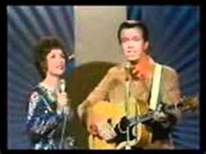 Looking Back To See Lyrics by Bill Anderson