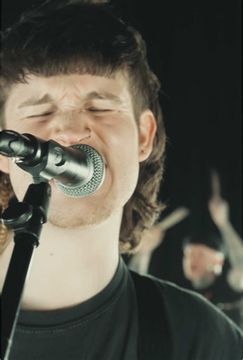 COYOTE - “Bones” OUT NOW🫶🏻 #fyp #music #rock #grunge #shoegaze #nirvana #deftones #aliceinchains