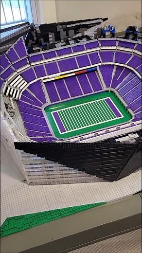 How I attached the next triangle panel to my LEGO build of U.S. Bank Stadium 🏈 #nfl #football #skol