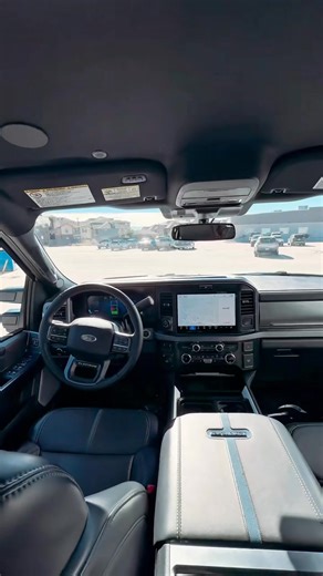 The 2025 Ford F‑250 SRW Platinum.🤝 Heavy‑duty capability meets refined presence in the 2025 F‑250 SRW Platinum. From its robust construction to its premium finishes, this truck delivers both strength and sophistication for any road ahead. Come by and see it in person or check it out online today: 📍: 6027 Spur 327, Lubbock, TX 📲: https://bit.ly/4oWuFxr #mearsmazdavolvo #fordf250 #f250platinum #premiuminventory #lubbockcars #texasautos #trusteddealership #mearsstandard #carbuyingmadeeasy #bestc