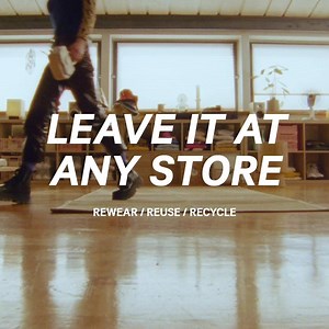 Did you know that H&M have been offering a garment recycling service across all stores since 2013? Bring a bag of unwanted clothes or textiles, by any brand, in any condition, to any H&M Ireland store and get a €5 off voucher. Find your nearest store today! | H&M