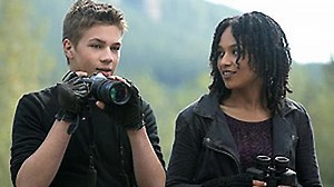 Watch Falling Skies Season 3 Episode 2 - Collateral Damage