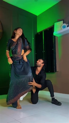 Addy Tutorial on Instagram: "Palangiya Hilawe vala Chai 😍😍 …. . . . . . #dance #trending #addytutorial #trendingreels #instagram #explorepage✨"