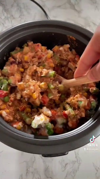 One-pot vegetable rice recipe for easy weeknight dinner