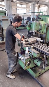 479K views · 4.4K reactions | Keyway slotting on a conventional milling machine  #milling | مصنع الجندى للصناعات المتطورة-El Gendy for Advanced Industries | Facebook