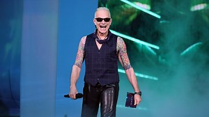 David Lee Roth Is Back -- With More Van Halen Songs Than Ever