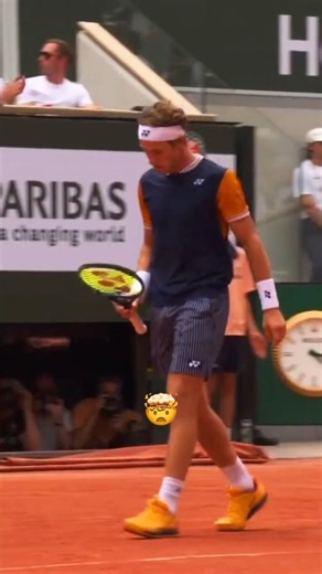 Casper Ruud’s rocket 🚀 #RolandGarros #Tennis